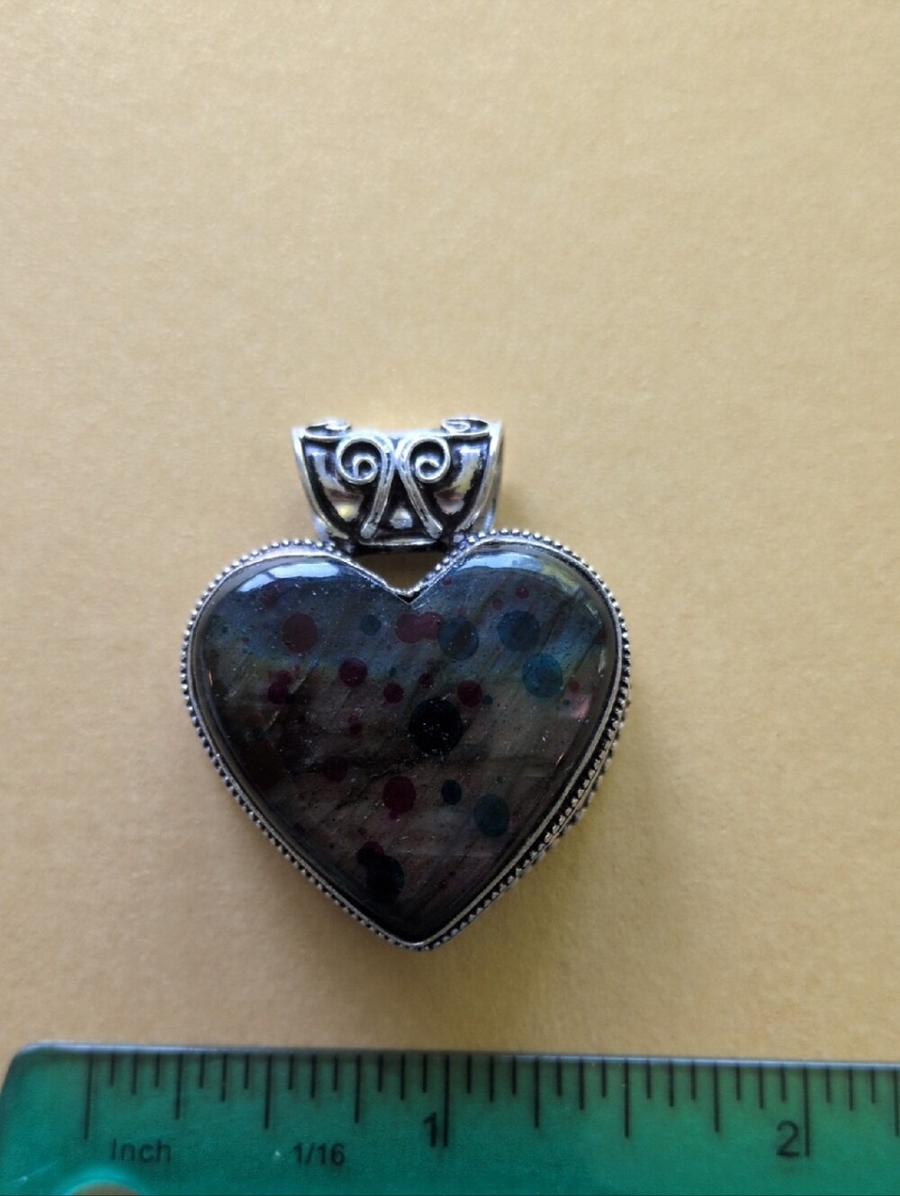 Sterling Silver Vintage Heart Pendant with Labradorite Stone- Women Jewelry